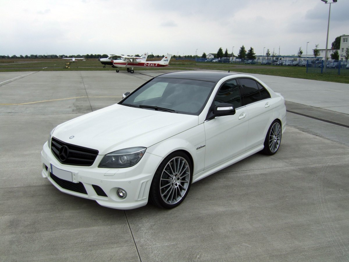 Mercedes Benz w204 AMG