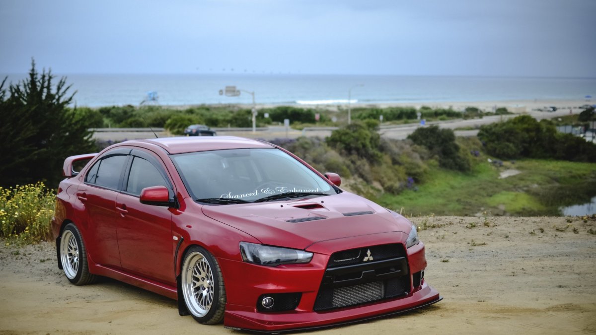 Mitsubishi Lancer Evolution 10 Red