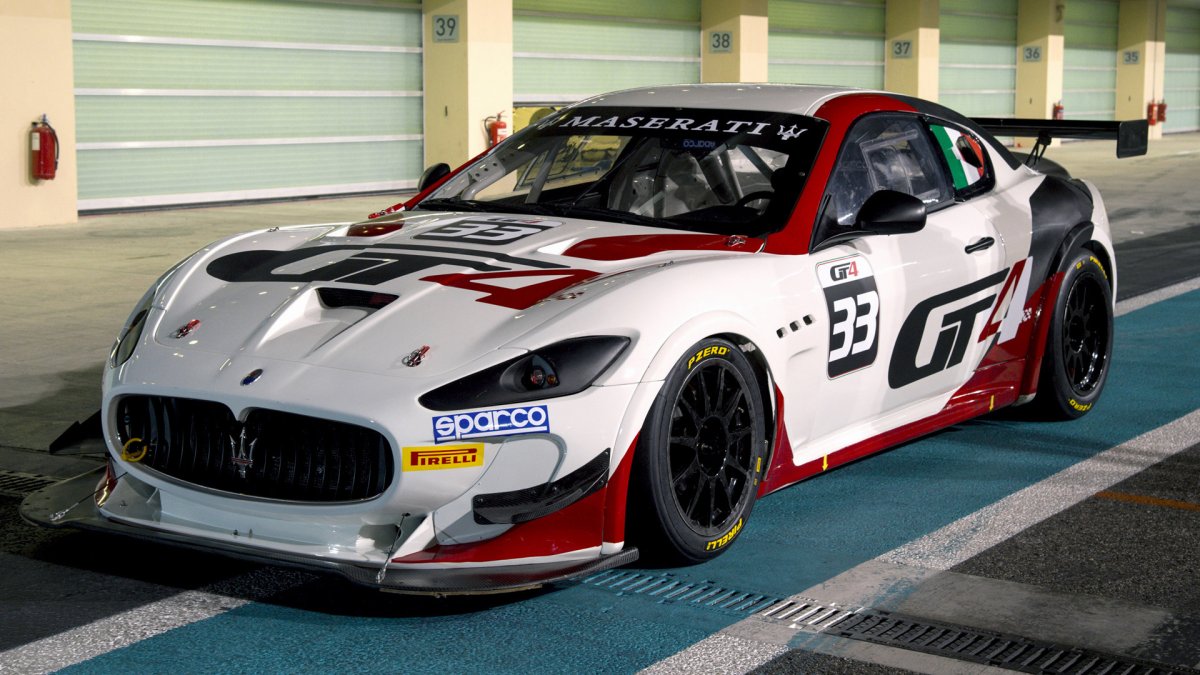 Maserati Gran Turismo MC gt4