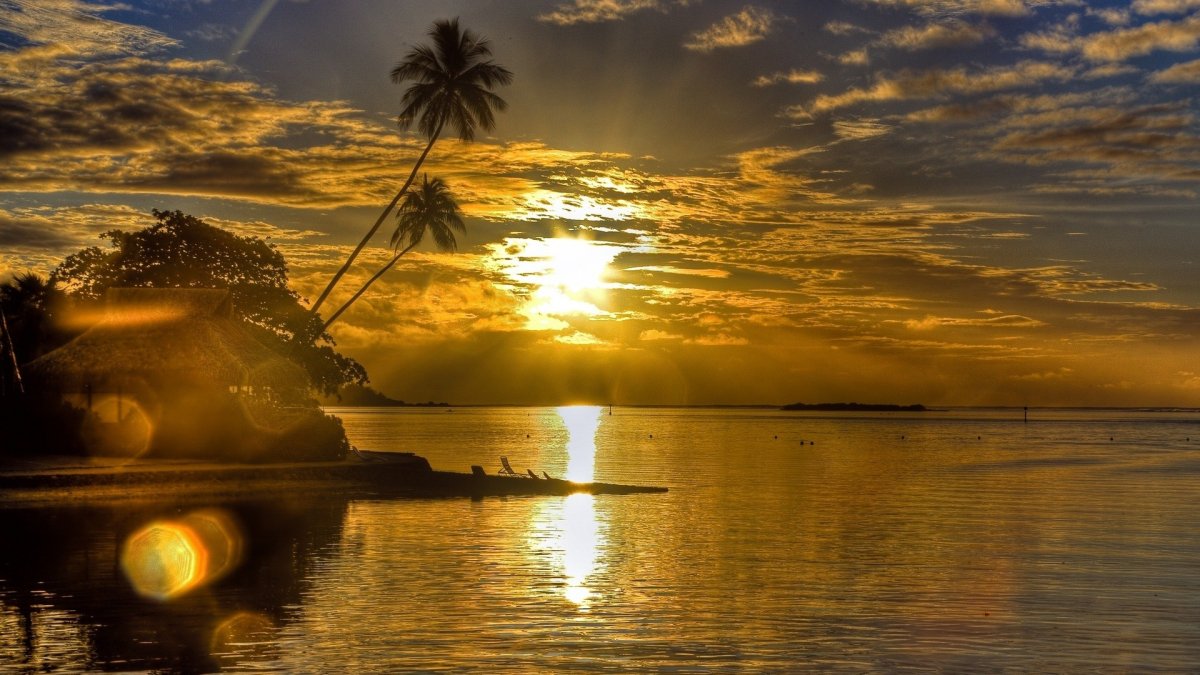 Красивый закат на море