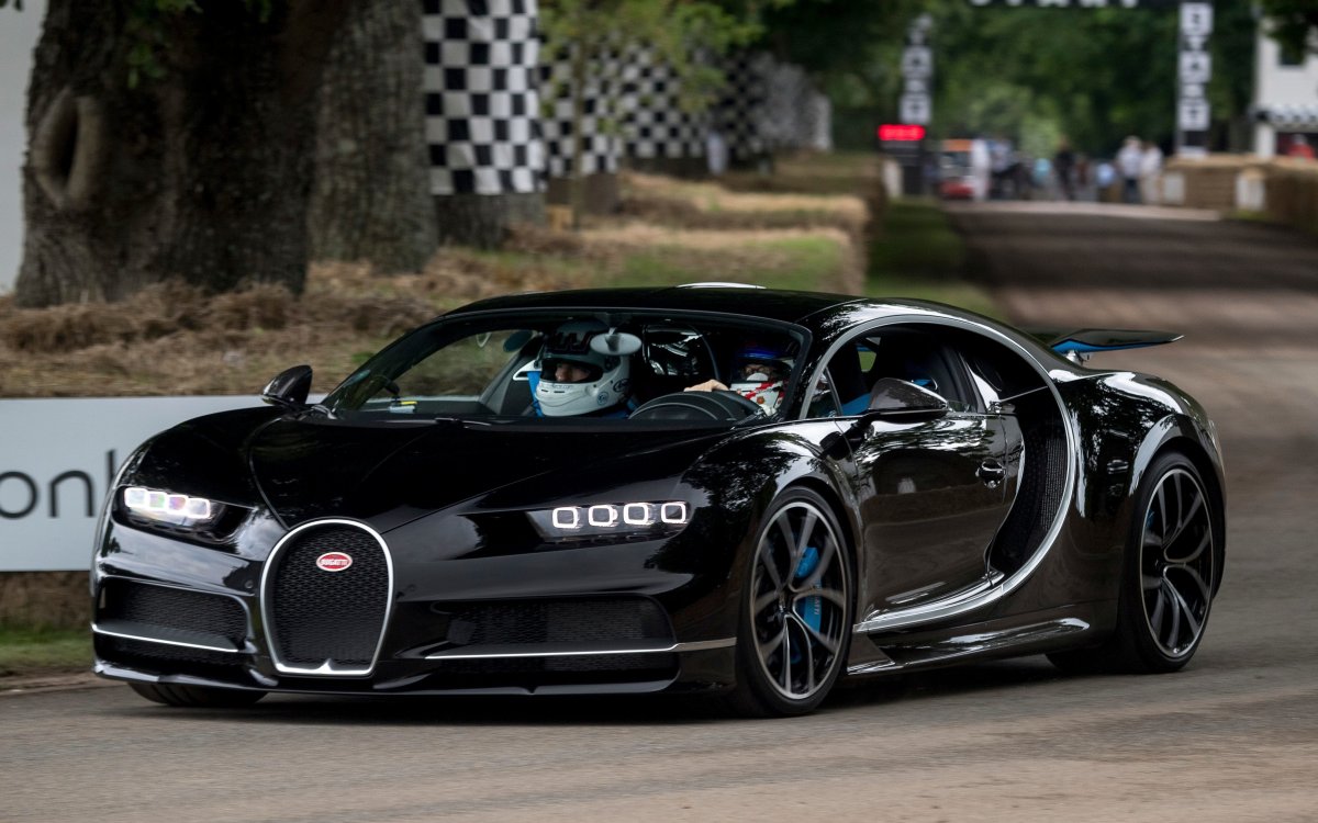 Bugatti Chiron кабриолет