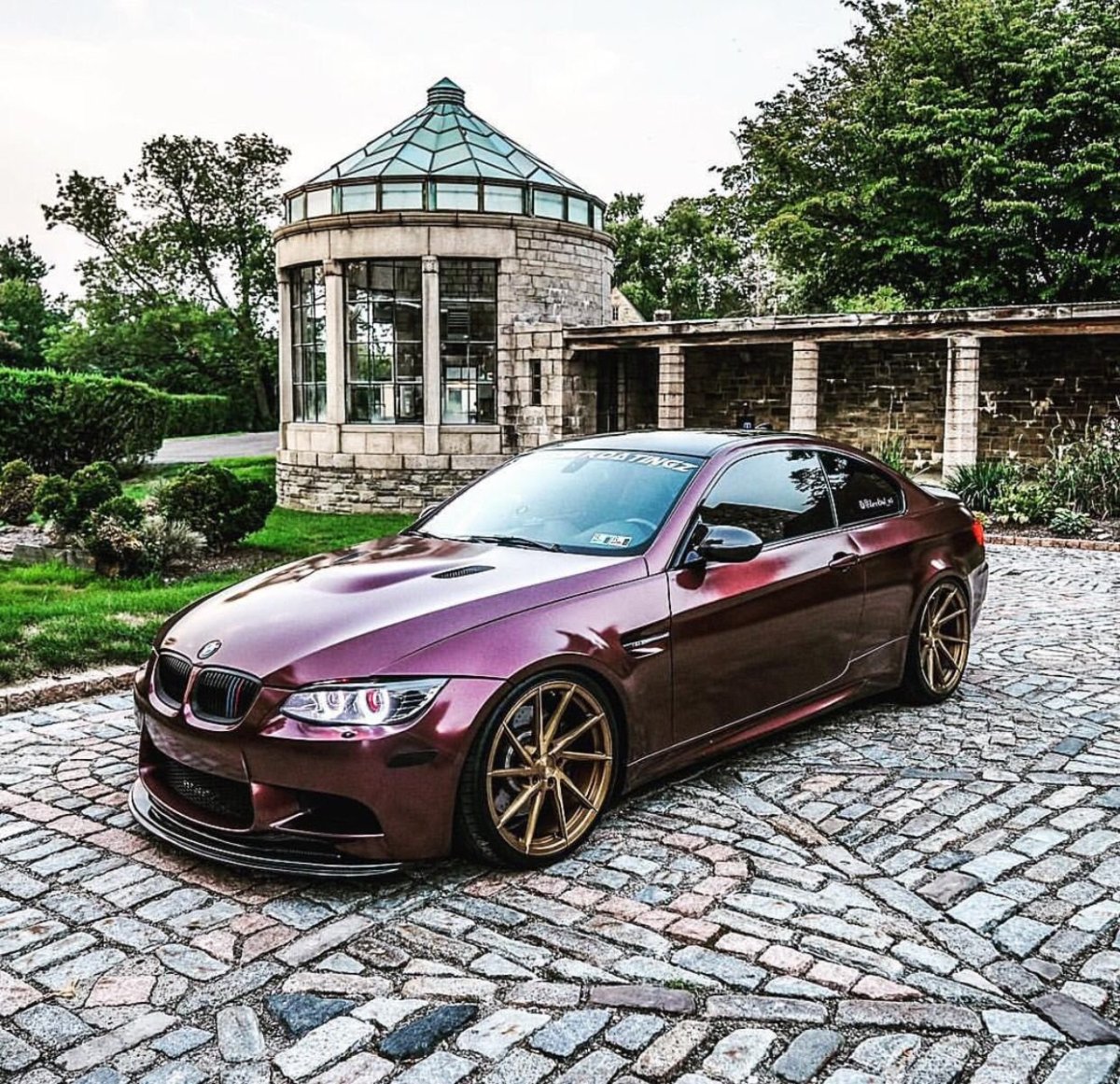 BMW e92 бордовая