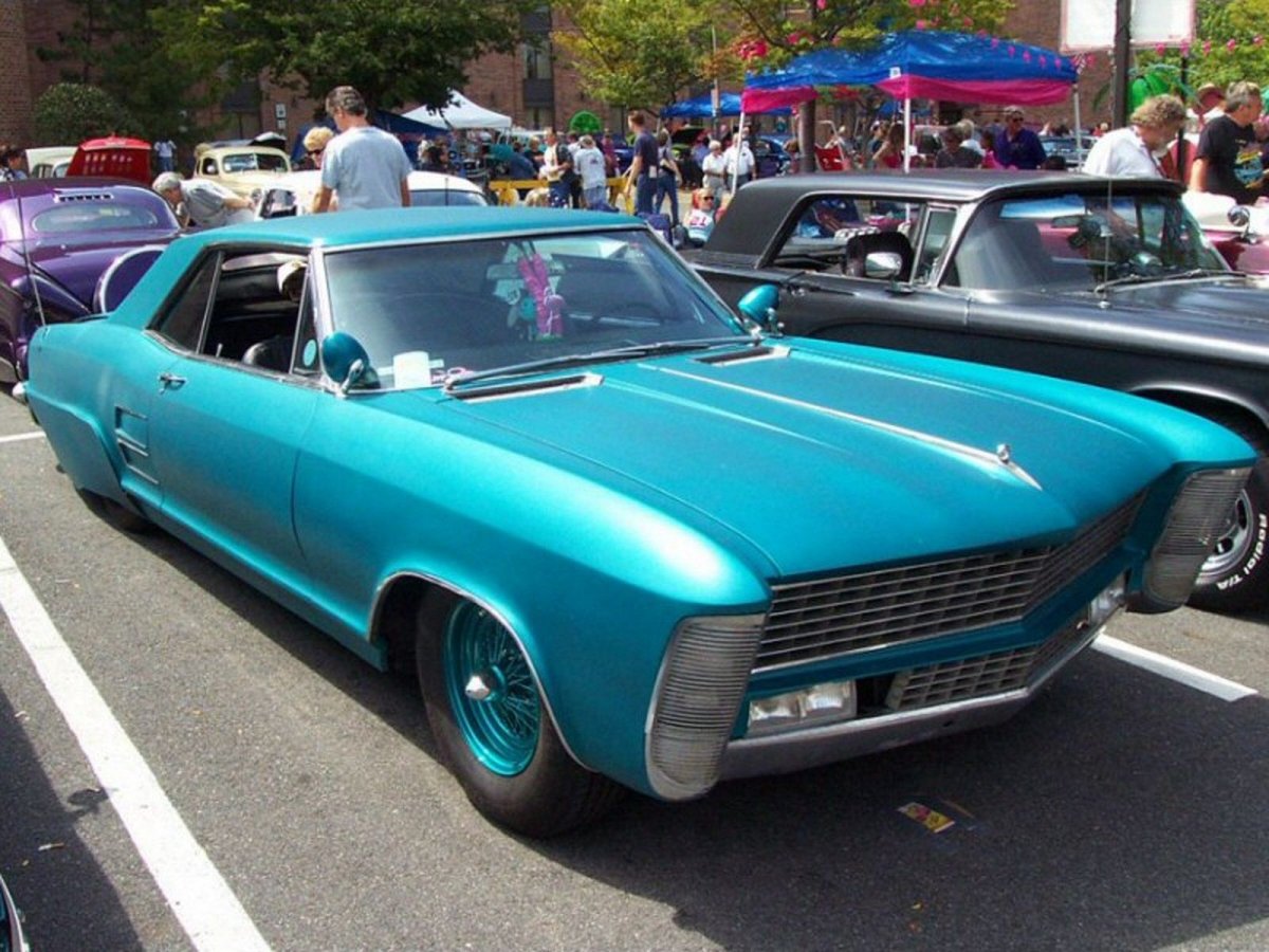 Blue Buick Riviera