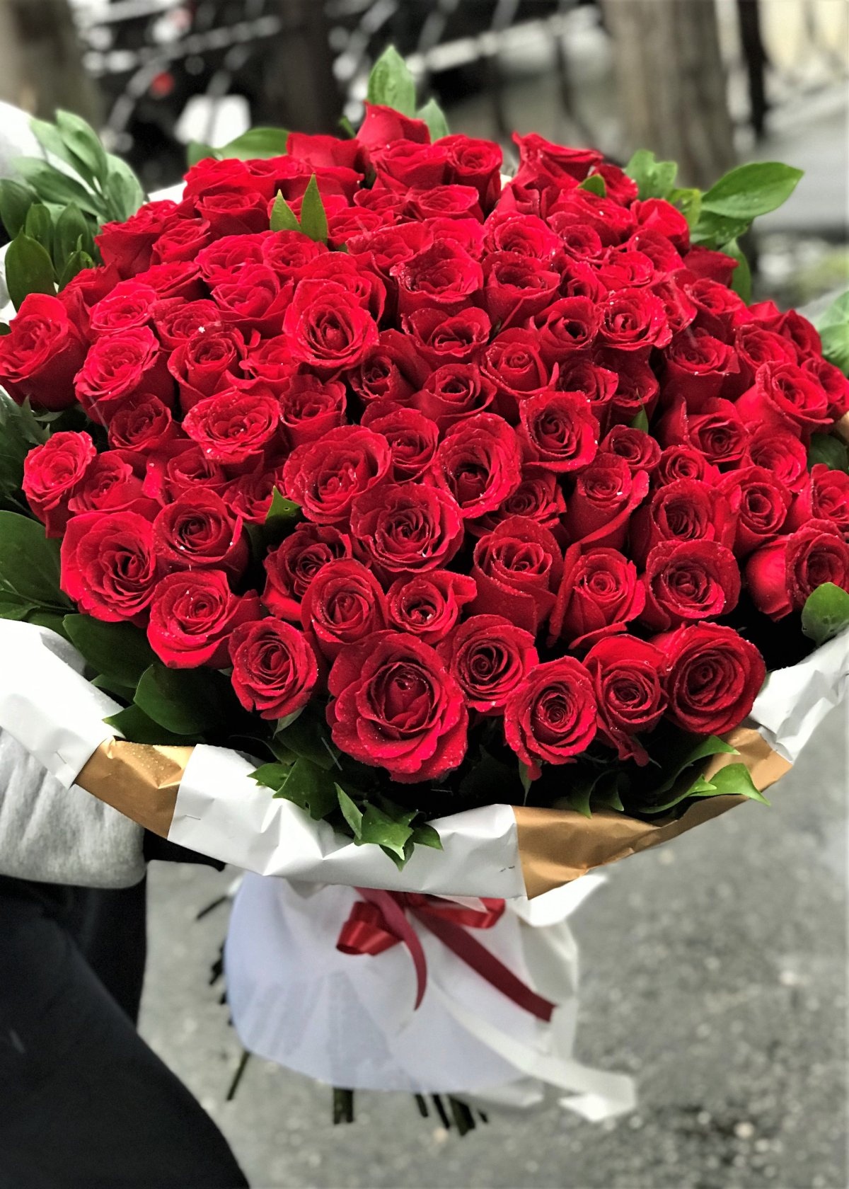 Букетище роз