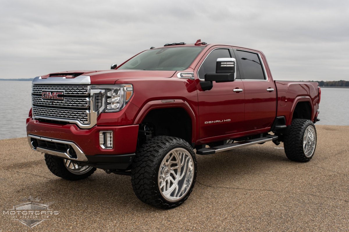 GMC Сиерра Денали короткая