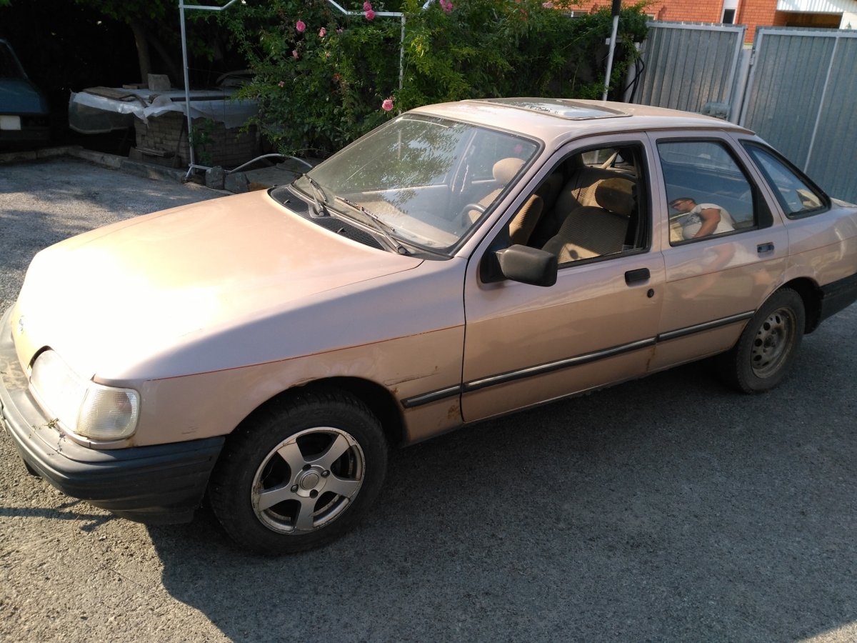 Форд Сиерра 1.8