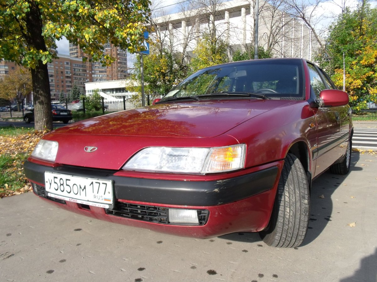 Део Эксперо 2000 год