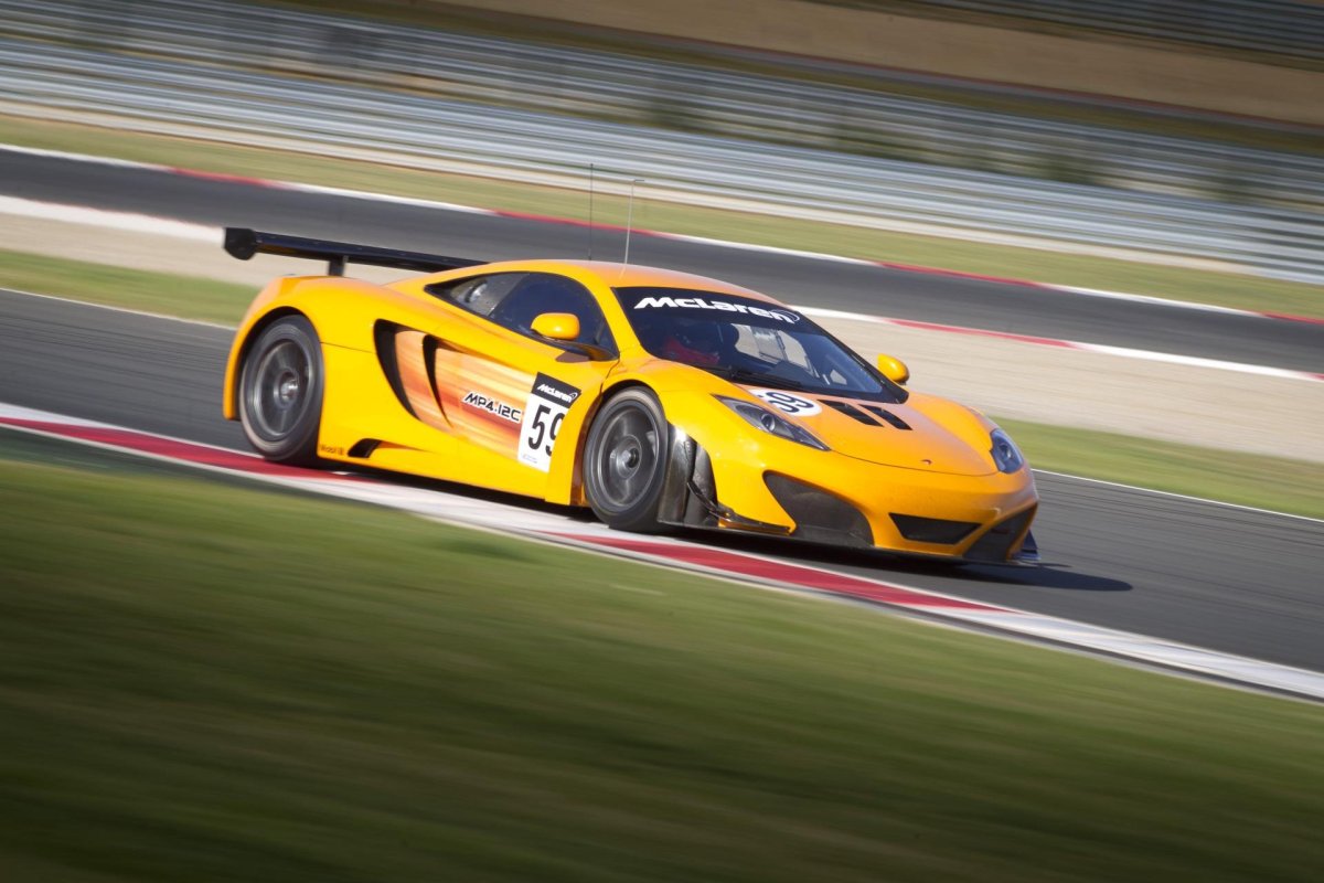 MCLAREN 12c gt3