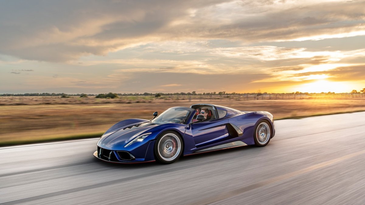 Hennessey Venom f5 483 км/ч