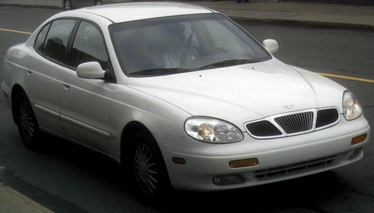 Leganza 2002
