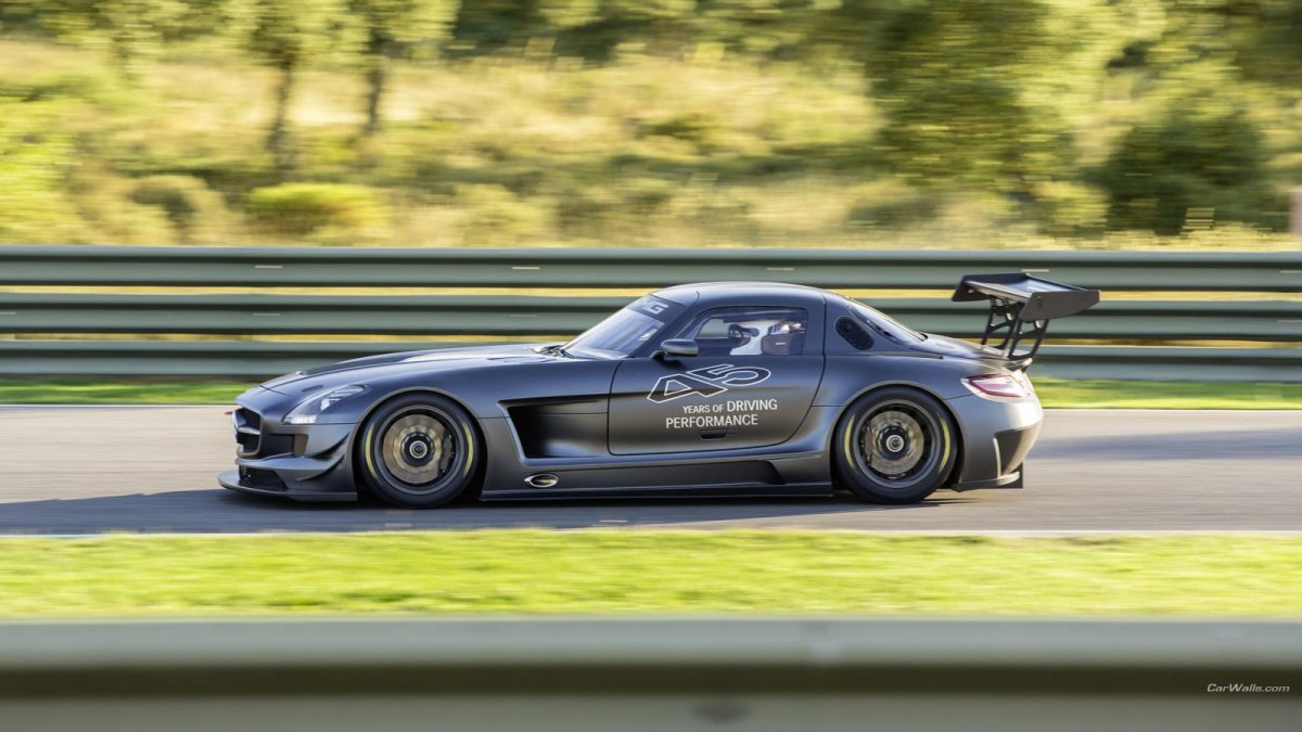Mercedes Benz SLS gt3
