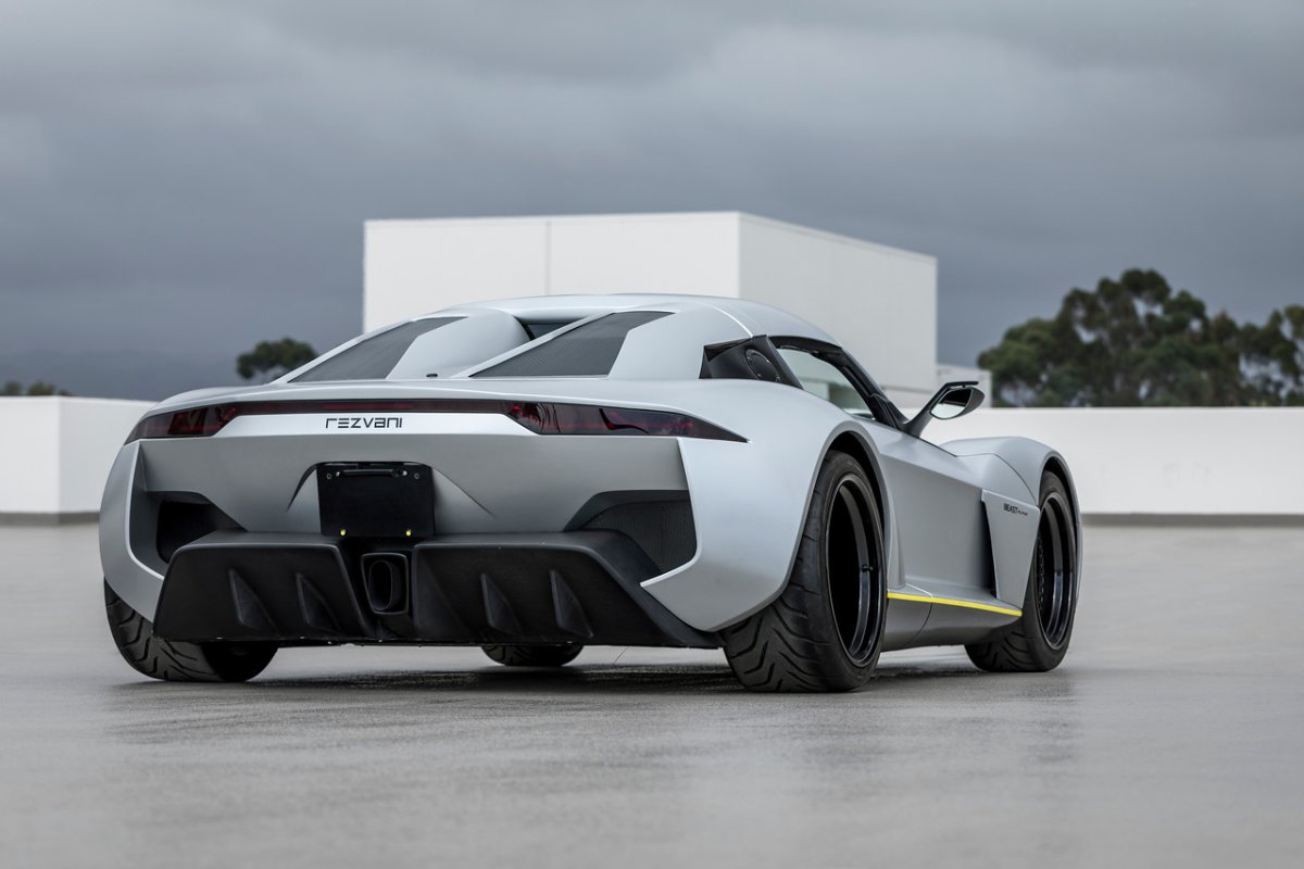 Спорткар Rezvani Beast Alpha