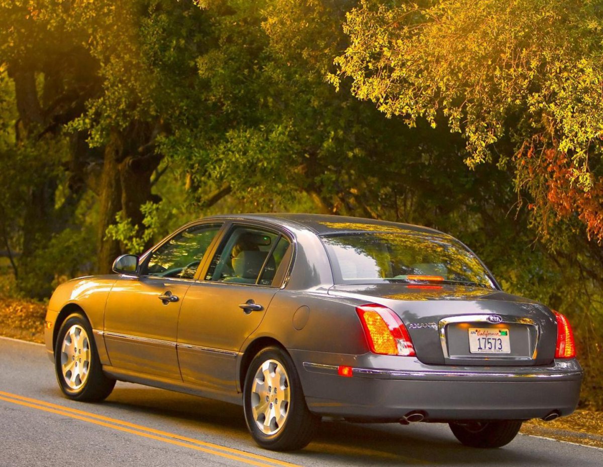 Kia Opirus 2009