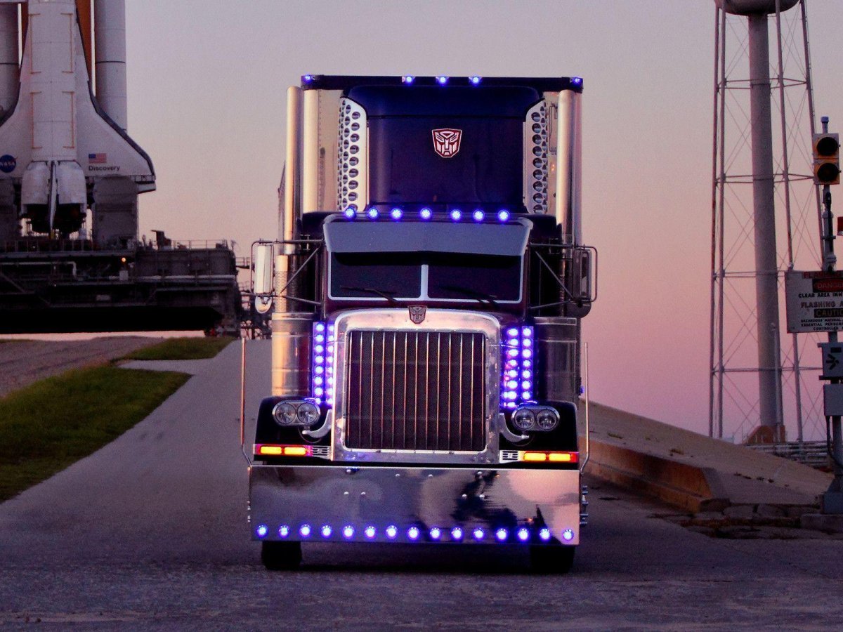 Peterbilt 379 Оптимус