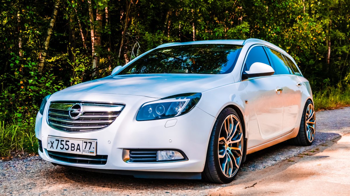 Opel Insignia с006мт61