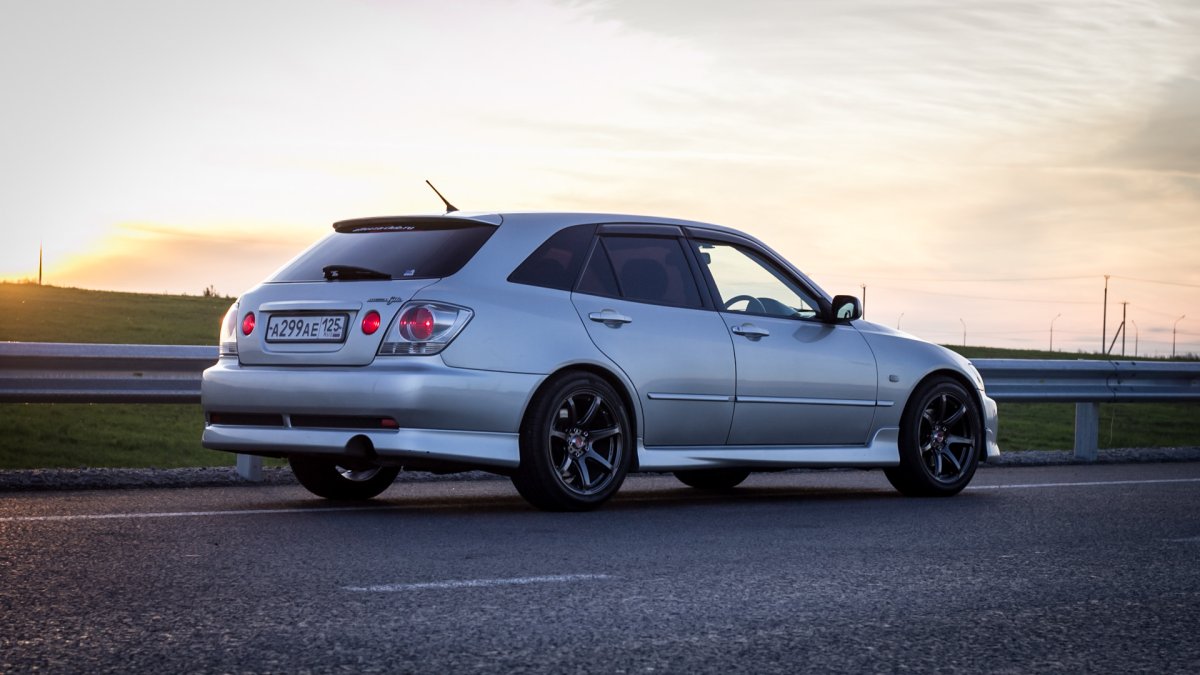 Toyota Altezza Gita 4wd 2jz