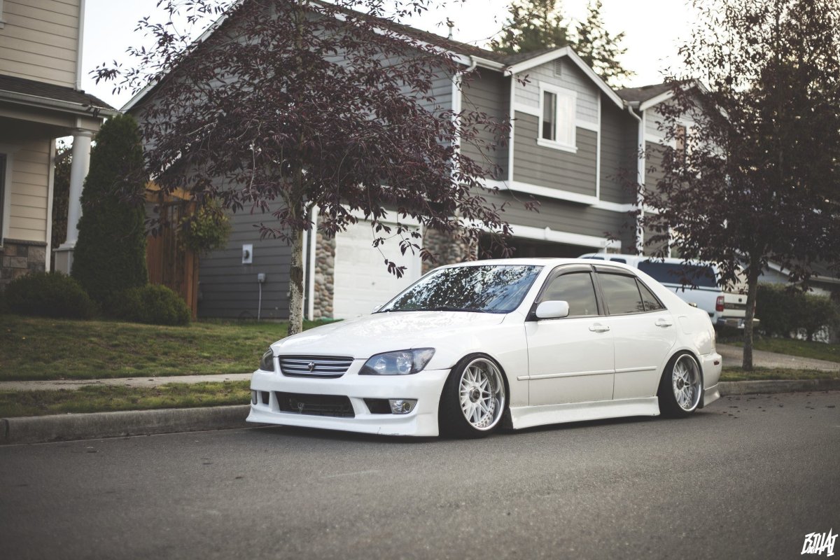 Lexus is 200 stance