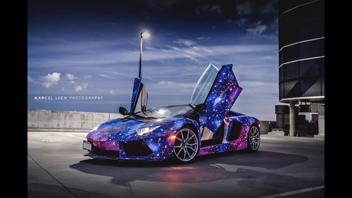 Ламборджини авентадор космос