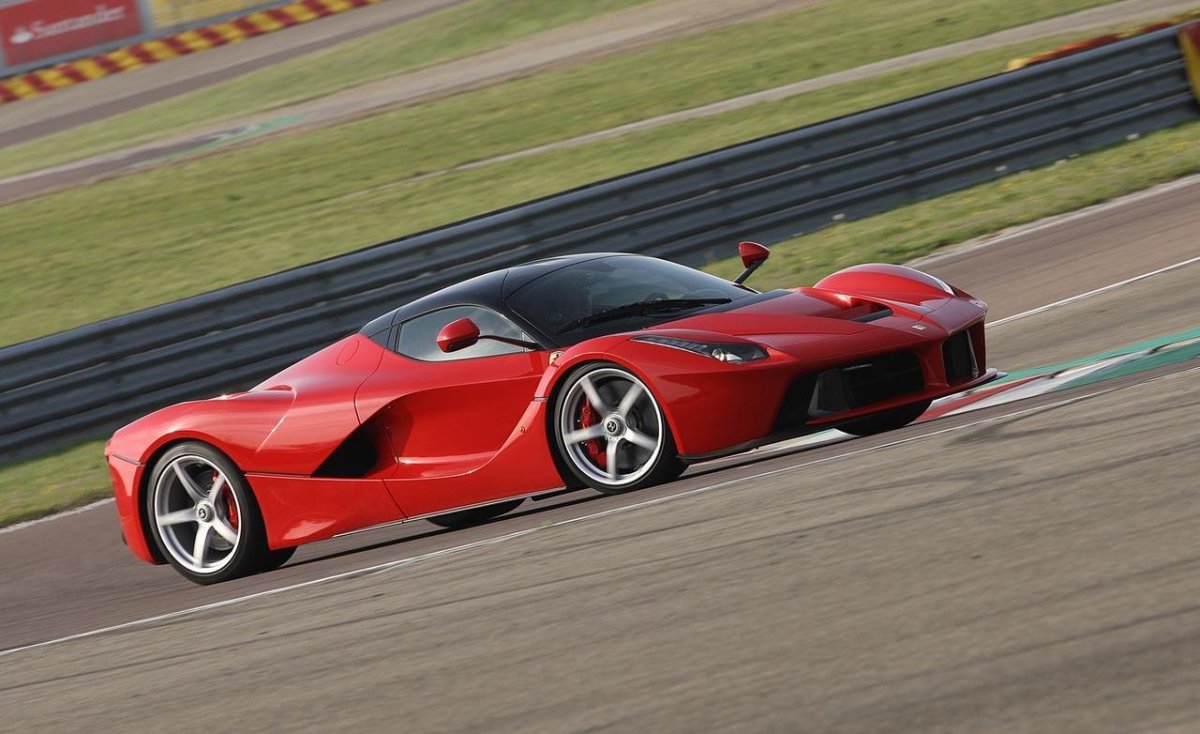 LAFERRARI 2023 2