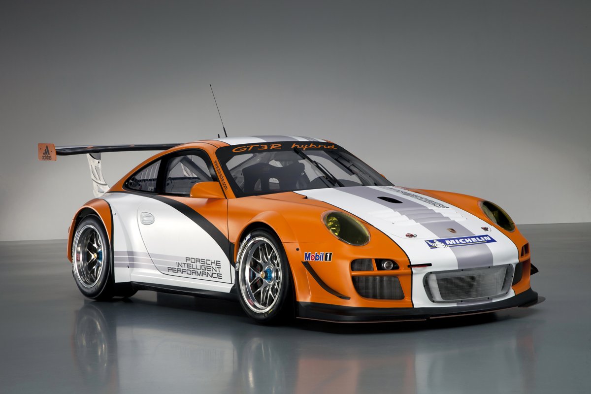 Porsche 911 gt3 r 2