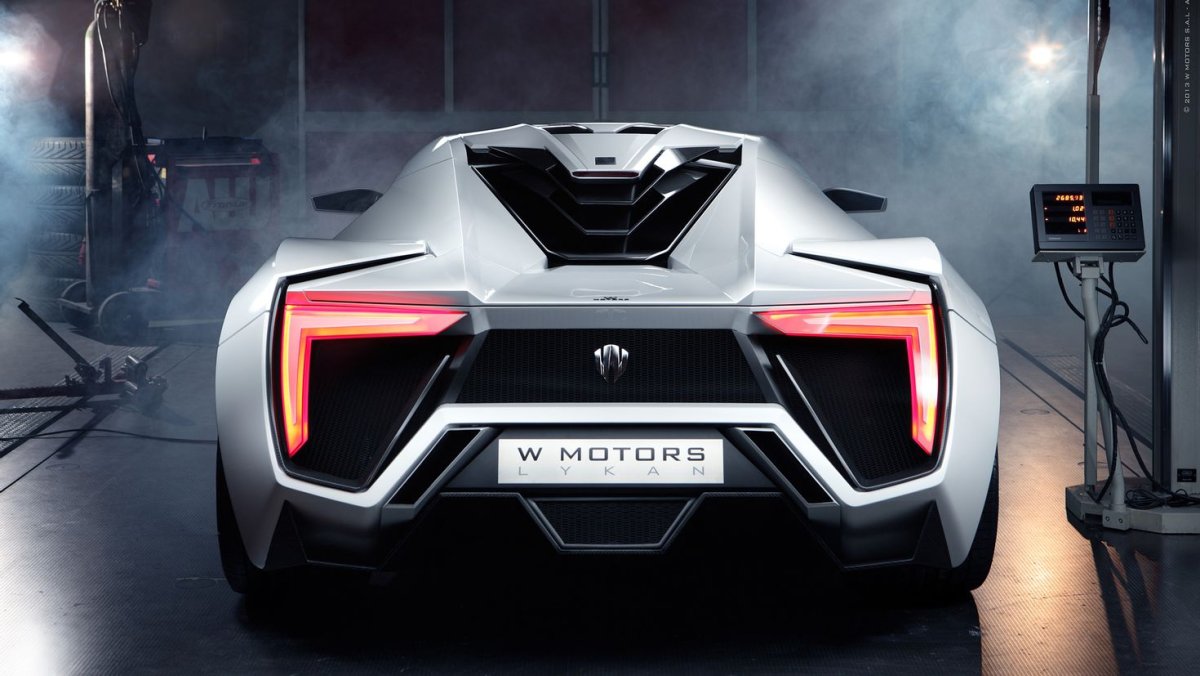 2013 W Motors Lykan Hypersport