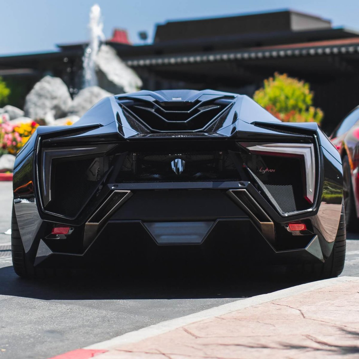 Lykan Hypersport