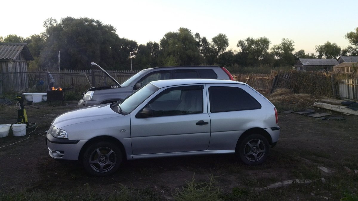 Volkswagen Pointer 3 двери