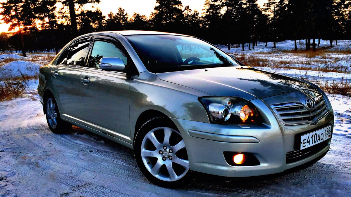 Toyota Avensis 2