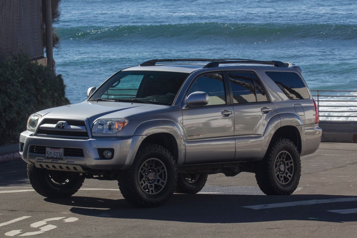 Тойота 4runner 2007