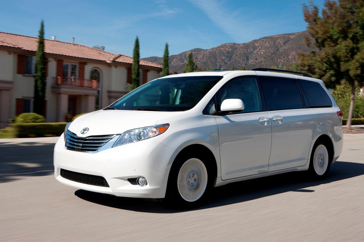 Toyota Sienna 2011
