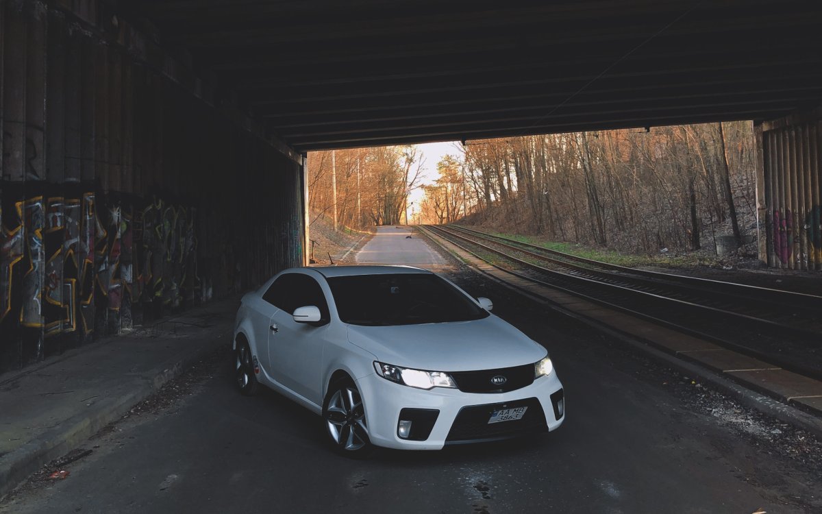 Обои Kia Cerato Koup 2