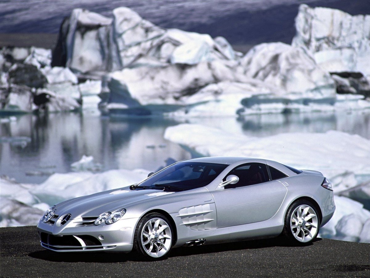 Mercedes-Benz SLR MCLAREN 2003 года