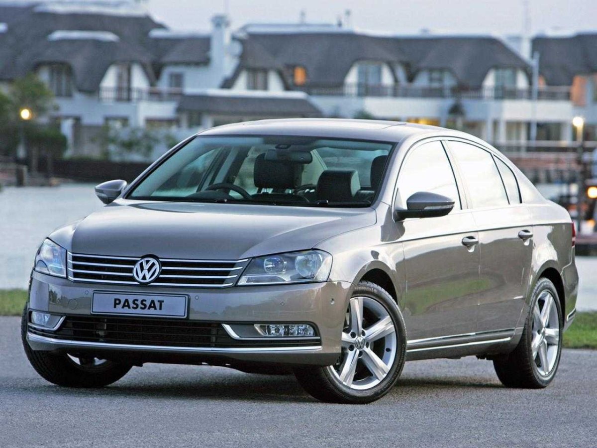 Volkswagen Passat b7 седан