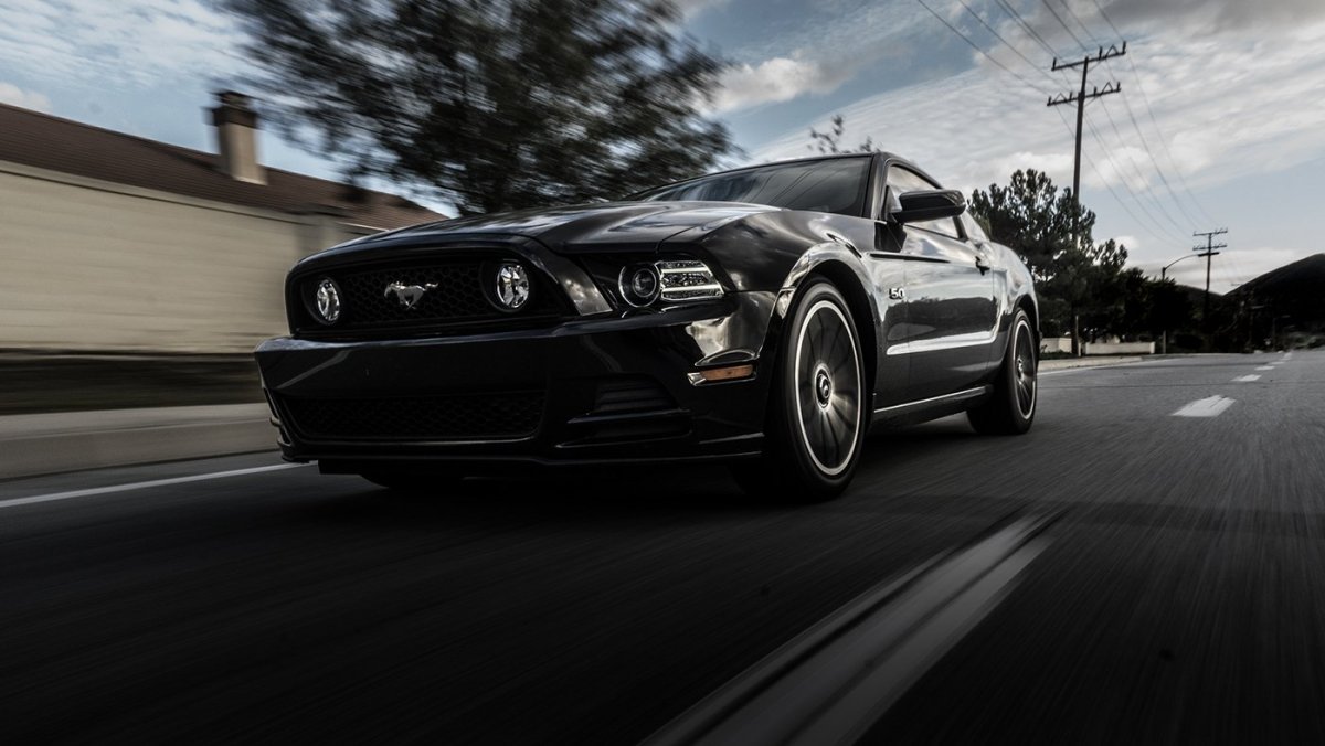 Ford Mustang 4