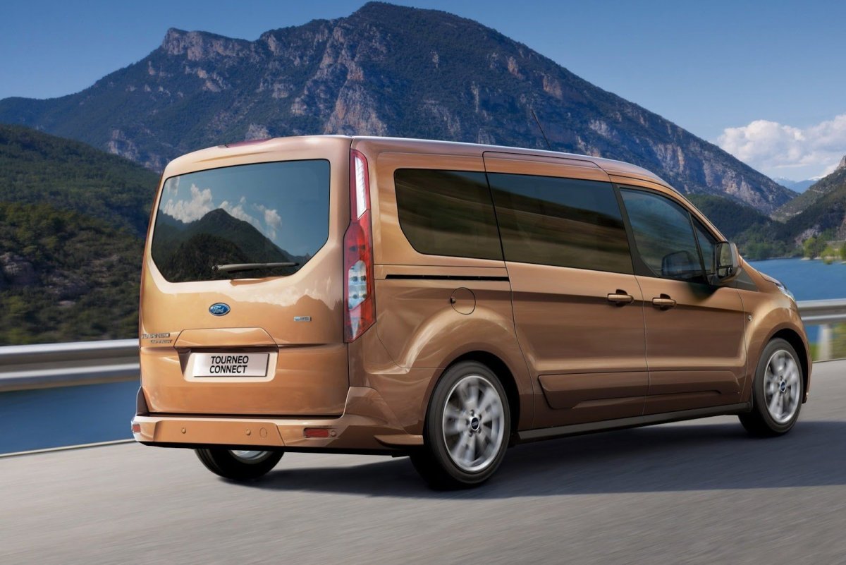 Ford Grand Tourneo connect