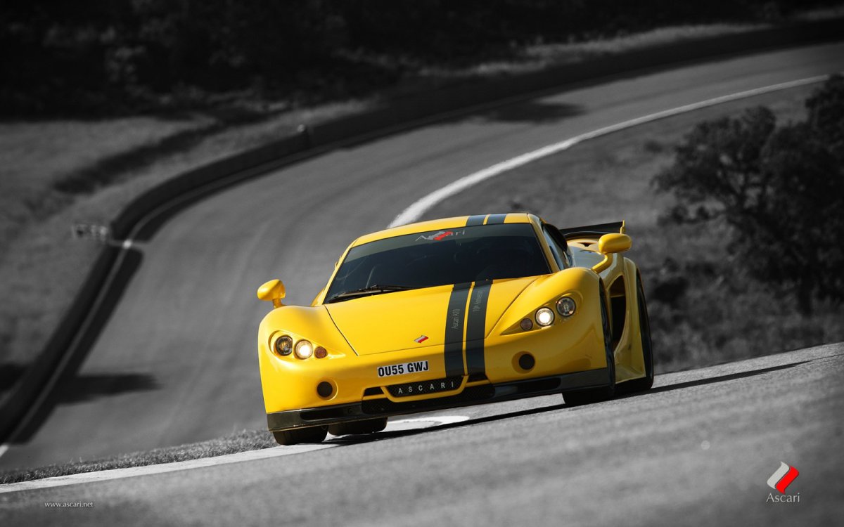 Ascari a10 салон