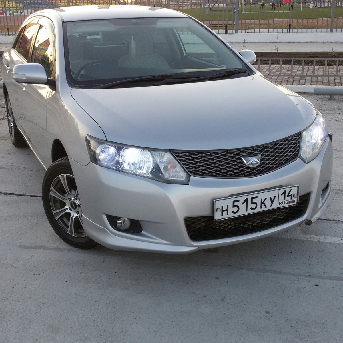 Алион 2008 года серибристый