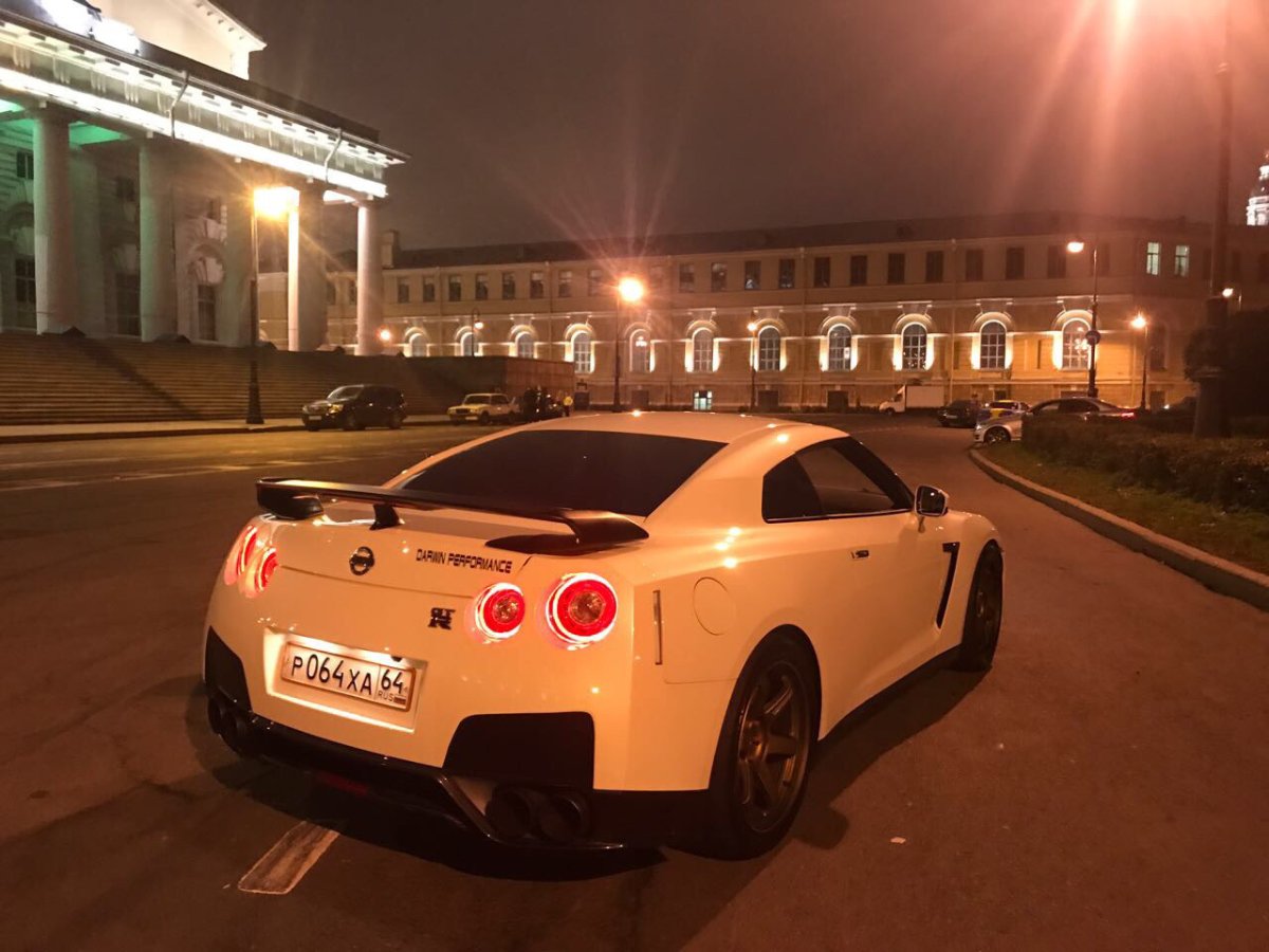 Ниссан ГТР В Москве