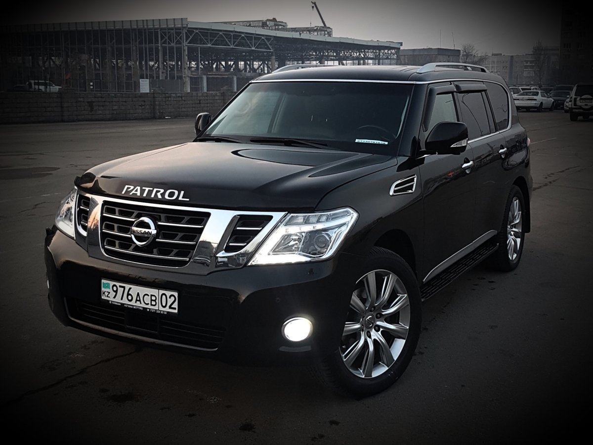 Nissan Patrol y62 чёрный