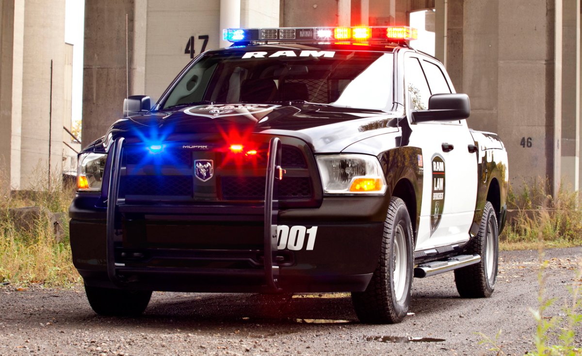 Полицейский dodge Ram