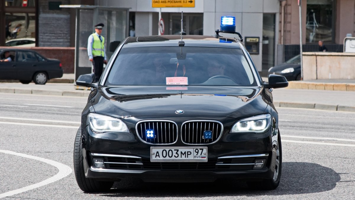 E65 АМР