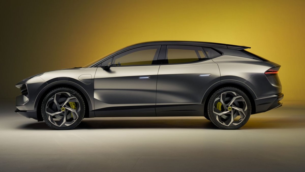 Lotus eletre ev SUV