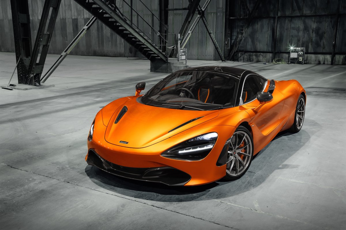 MCLAREN 750s