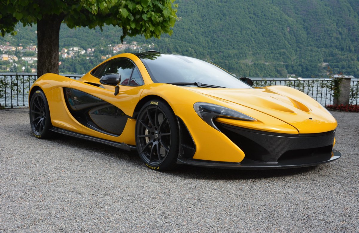Спорткар MCLAREN p1
