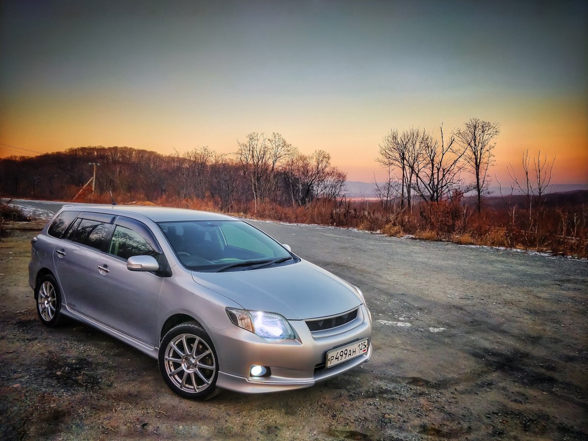 Toyota Королла Филдер
