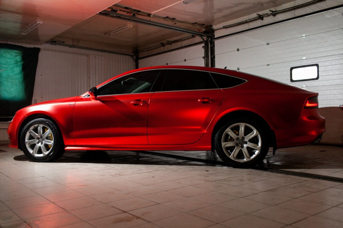 Audi a7 красный матовый хром