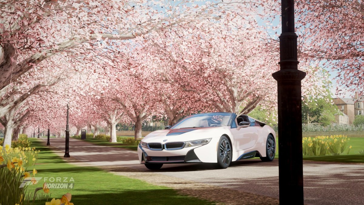 Форза хорайзен 4 BMW i8 Roadster