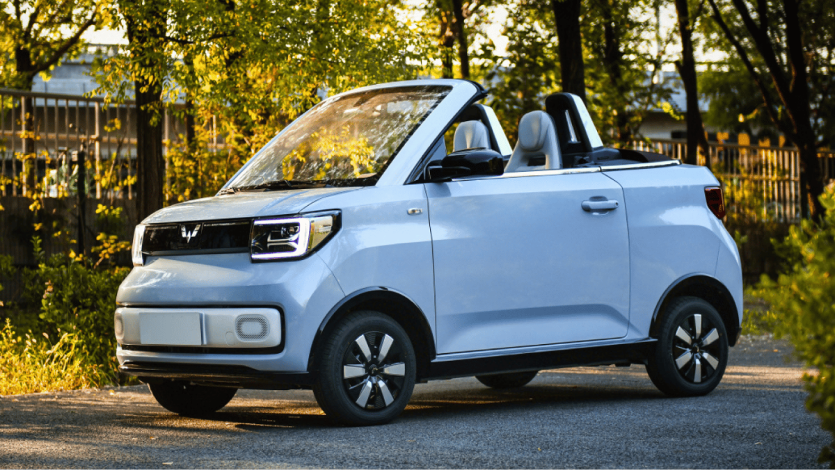 Китайский электромобиль Wuling