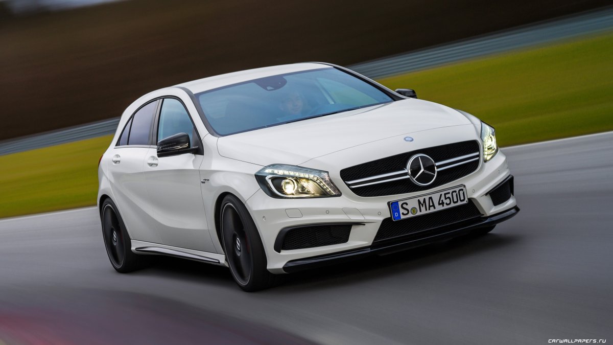 Mercedes Benz a45 AMG 2014