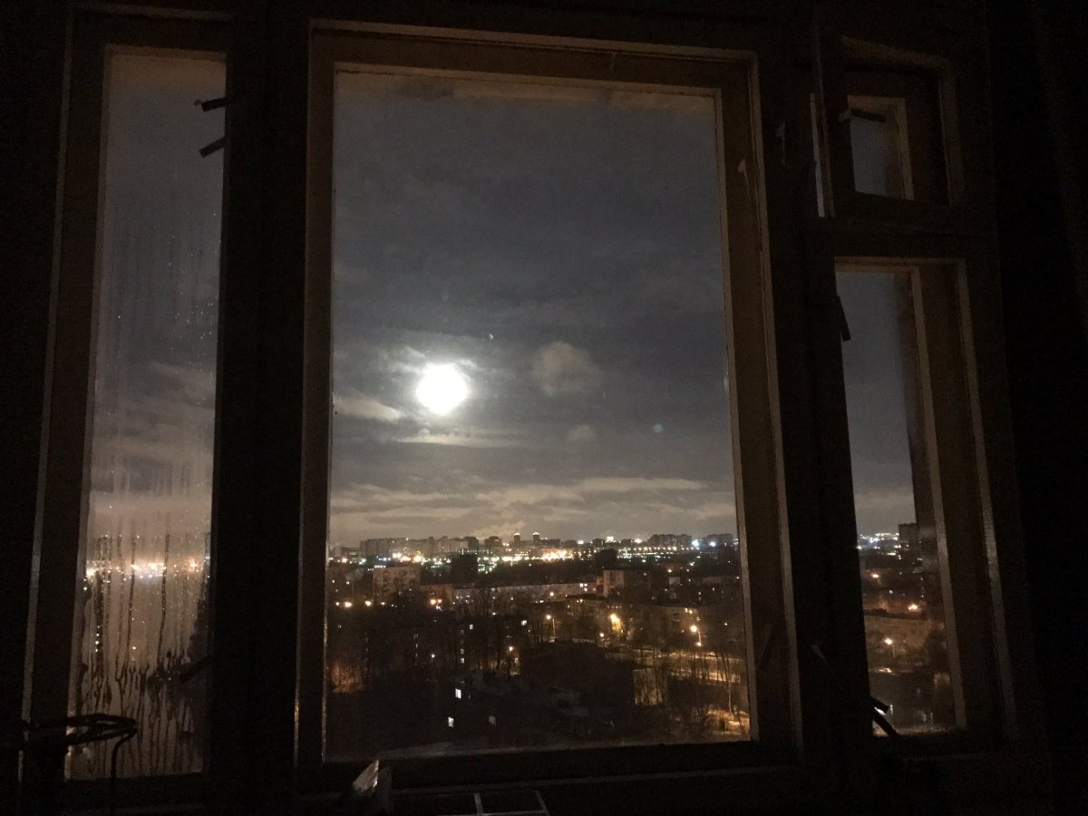 Ночное окно город